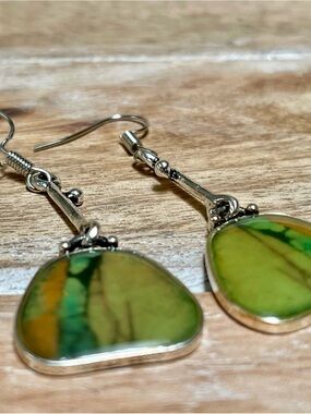 Silver Drop Earrings with Green Teardrop Stones